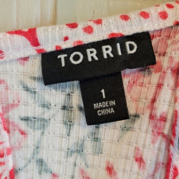 Torrid Red White Geometric Floral Crochet Sleeveless Top - Picture 5 of 8